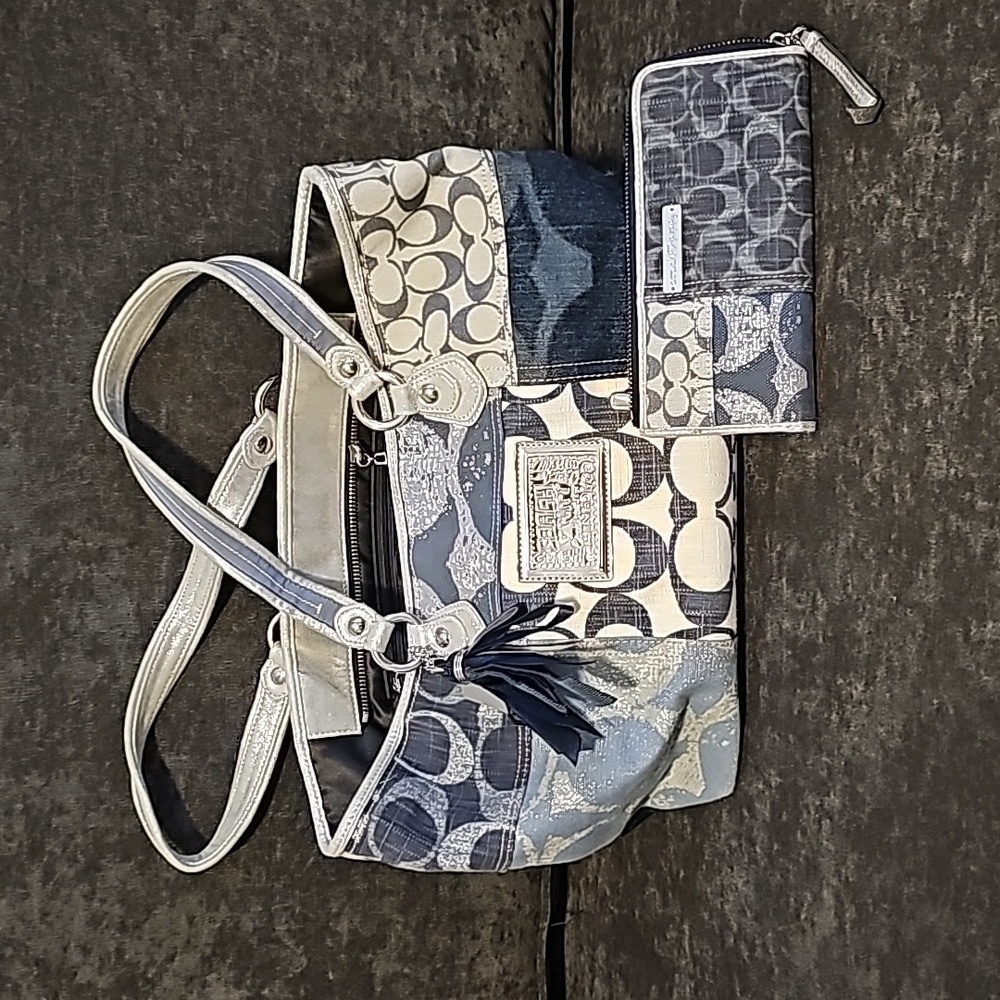 NEW Coach patchwork tote & wallet set NWOT